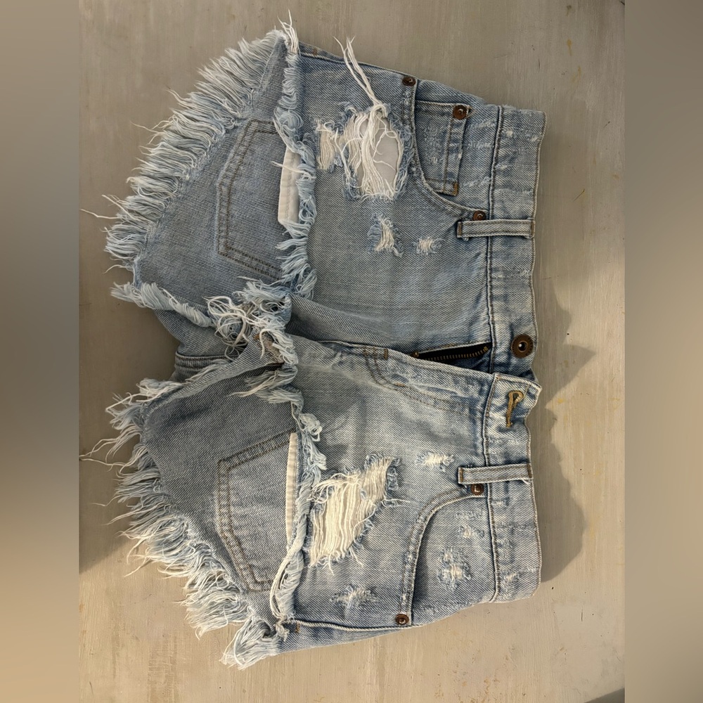 PISTOLA SIZE 25 Jean Shorts